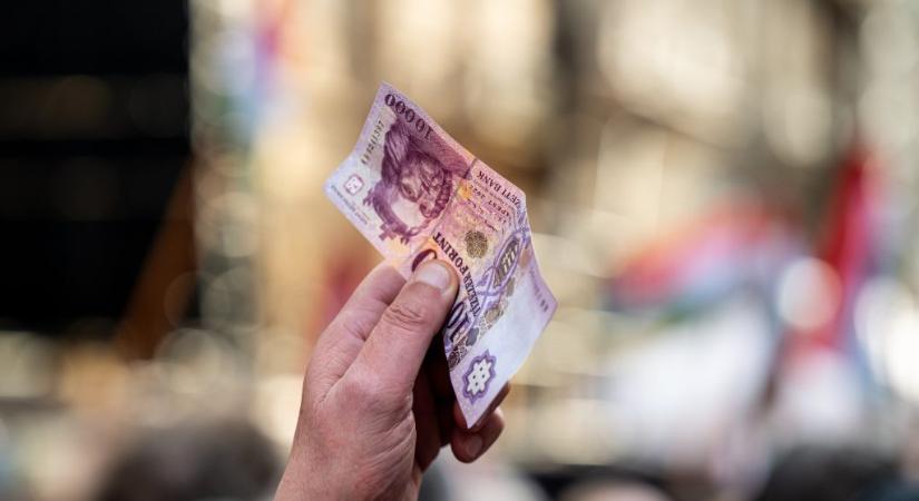„Ennyi támogatás mellett mi is el tudtunk volna érni ilyen sikereket” – újpesti vélemény a Fradihoz özönlő milliárdokról