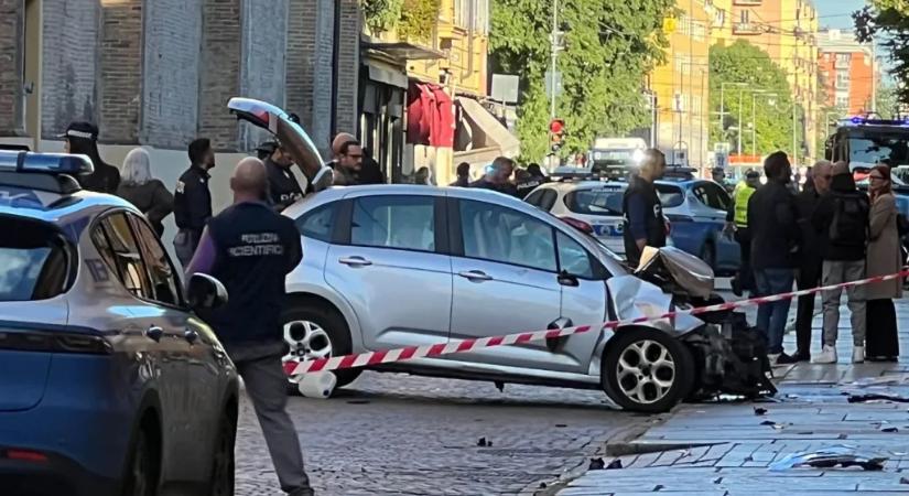 Autós merénylet történt Modenában, nyolcan megsérültek