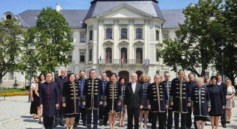 Az egri egyetem autonómiáját helyre kell állítani, az egyházi kézbe kerülést követően drasztikusan romlott a helyzet