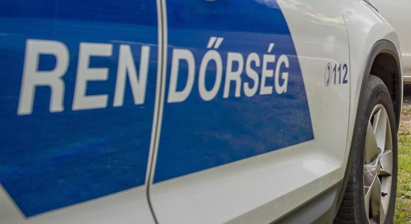 Banki dolgozó mentette meg az idős házaspárt a csalóktól – rendőrkézen az elkövetők