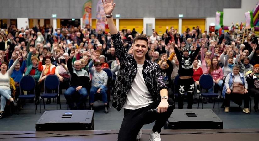 Hazahúzta a szíve a somogyi énekest: Bradics Jácint első nyári fellépése Nagyatádon lesz