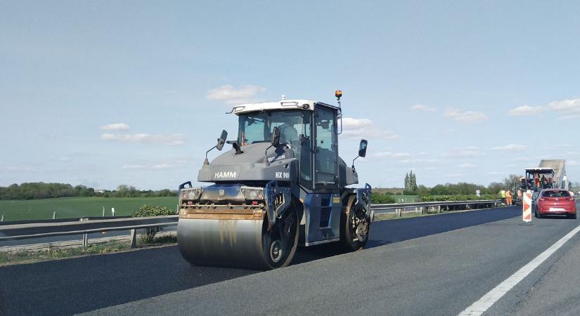 Május második felében is újabb szakaszokon lesz felújítás az M3-ason – mutatjuk, hol számíthat torlódásra