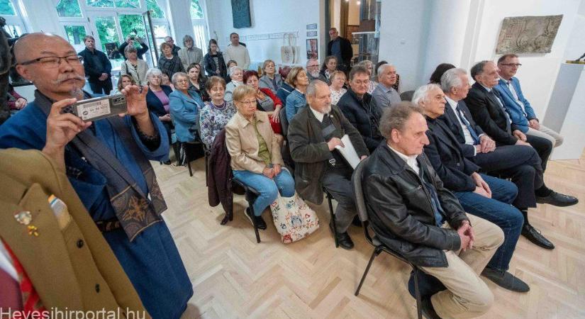 Regnum Marianum – különleges kamarakiállítás nyílt a Halász-kúriában