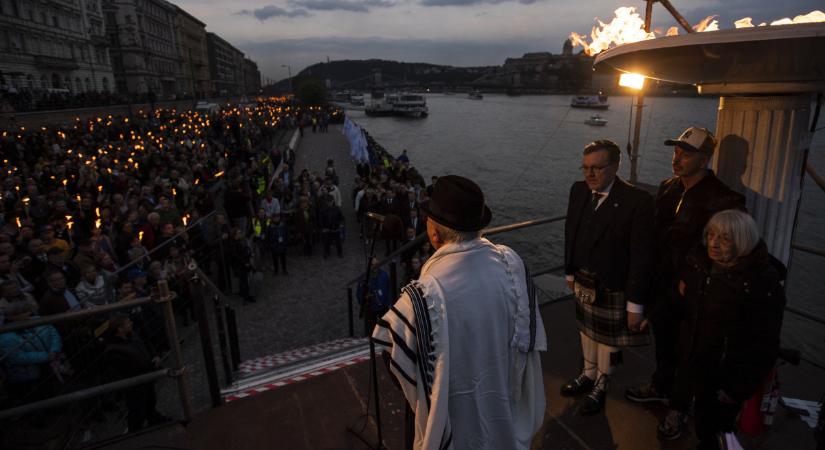 Vasárnap délután lesz az idei Élet Menete Budapesten, zenés program is lesz a rakparton
