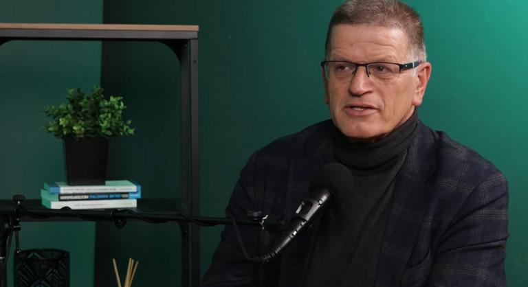 Velkey György: Az ápolók vannak a frontvonalban, nekik kell lenyelni az összes feszültséget