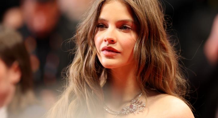 A fél világ azt hitte, hogy Palvin Barbara kisfiút vár, aztán a modell húzott egy váratlant ezzel a ruhával