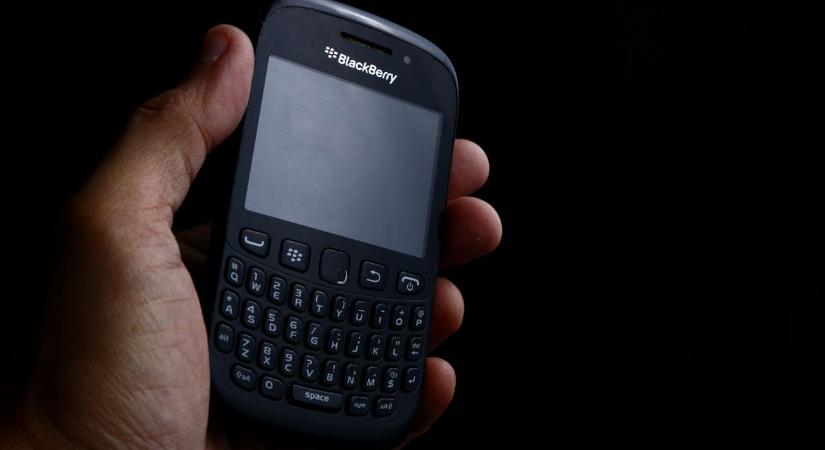 Visszatér az egyik legmegosztóbb mobiltelefon? Egyre többen menekülnek az okostelefonoktól, új erőre kapnak a régi kedvencek