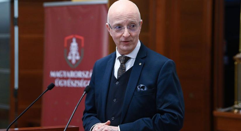 Nincs megállás: Magyar Péter most a „luxizó” Kúria-elnököt fenyegette meg