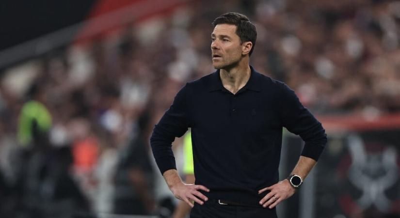 A Chelsea bejelentette Xabi Alonso kinevezését