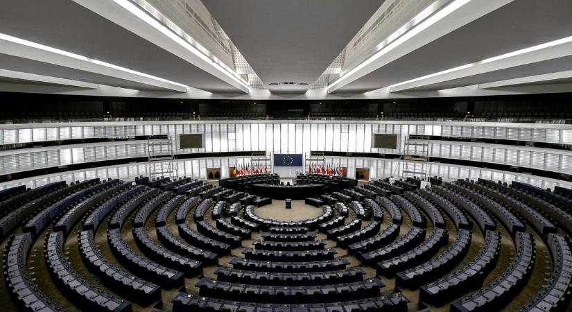 Bejelentést tett a Tisza, Lakos Eszter veszi át a vezetést az EP-delegációban
