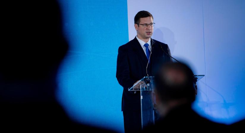 Gulyás Gergely: Az új kormány a független bírósági rendszert saját irányítása alá akarja vonni