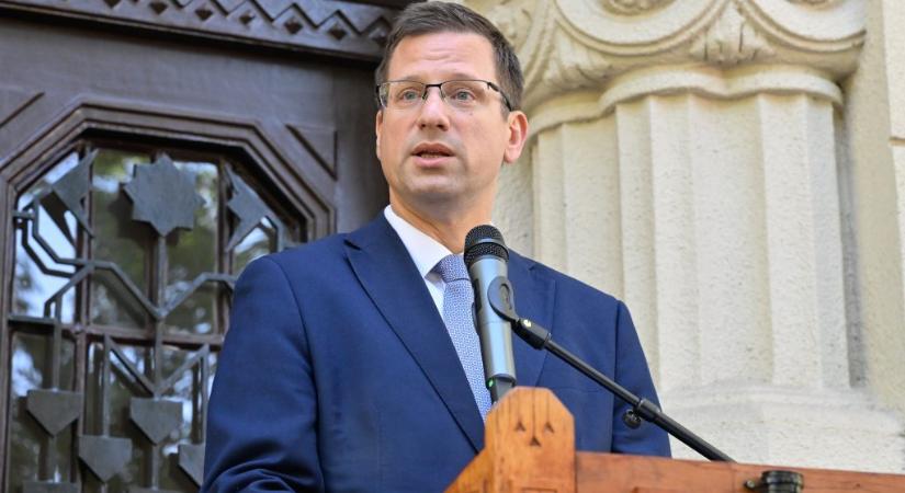 Gulyás Gergely: Magyar Pétert ugyanez a „luxus” a tiszások által maguknak igényelt épület esetében nem zavarja
