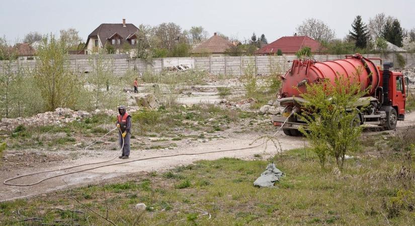 Azbesztbotrány Petőfibányán: a helyiek szerint ez áll a megbetegedések hátterében - videó