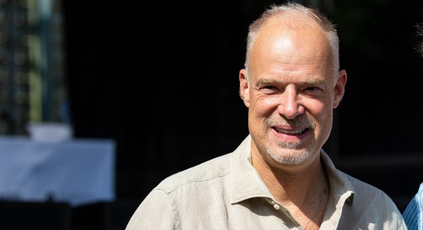 Szalay-Bobrovniczky a 4iG-vel a választás előtt kötött szerződésről: „A haderőfejlesztésben sajnos ekkora számok vannak”