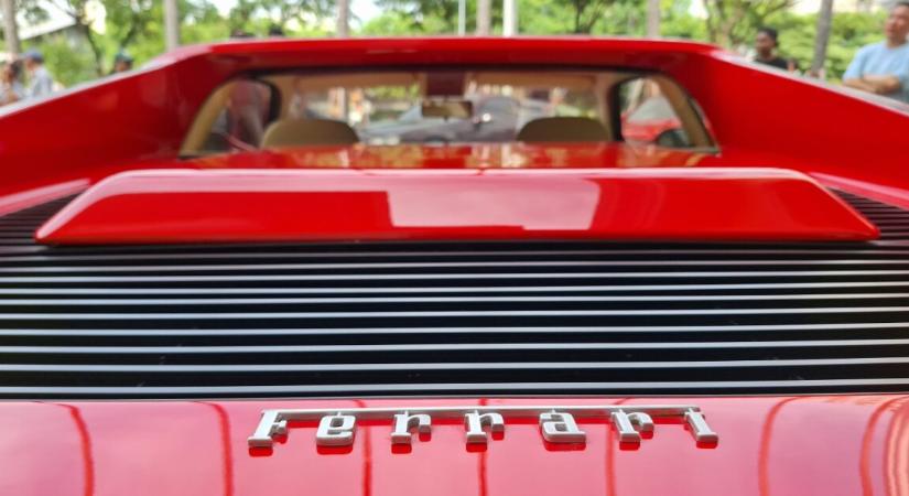 Egy hét és jön a Netflixre a Ferrari
