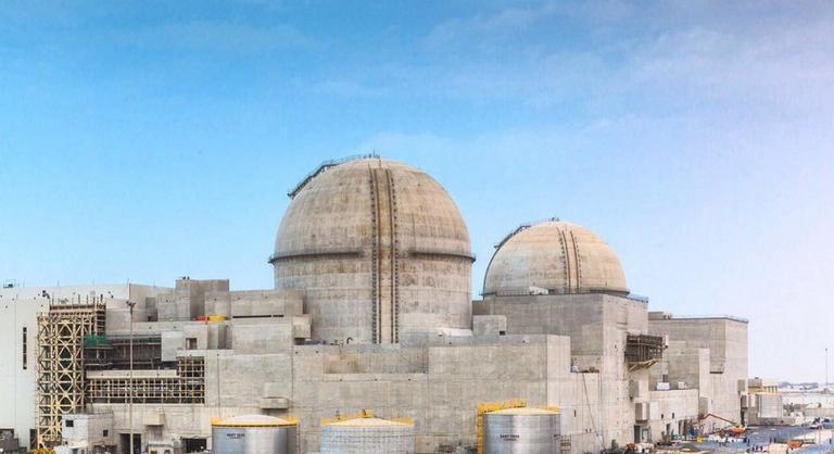 Dróncsapás ért egy atomerőművet az emírségekben