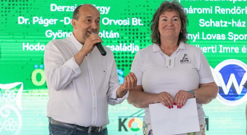 Tízmillió forintos születésnapi ajándékot kapott a komáromi Kemence Egyesület