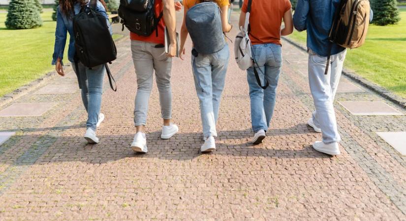 Kiderült a magyar diákok titka: ezzel a súlyos problémával küzdenek a fiatalok a mindennapokban