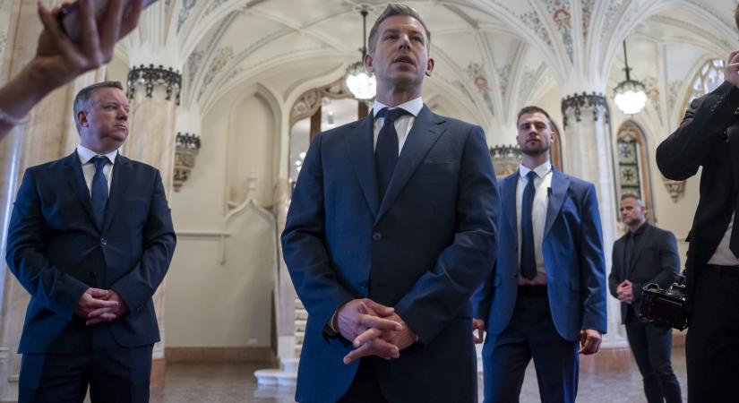 Érdekes dolgokra bukkant Magyar Péter egy pincében, rendőrségi ügy lesz ebből is