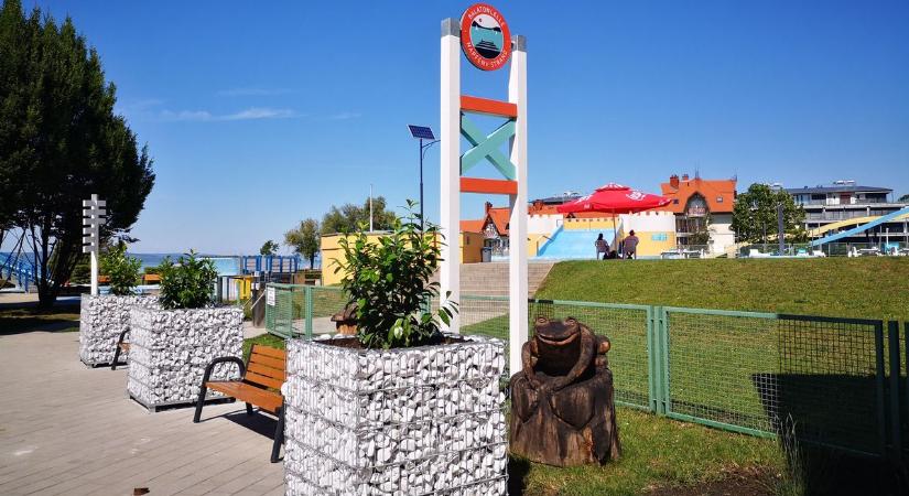 Ilyen még nem volt: a Balatonnál mostantól a strandolók mondják meg, hol legyen a járda