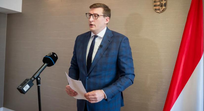 „Tragikomédia” – Panyi Miklós brutális posztban ment neki Magyar Péternek