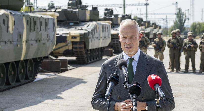 Szalay-Bobrovniczky az 1311 milliárdos szerződésről: „A haderőfejlesztésben sajnos ekkora számok vannak”