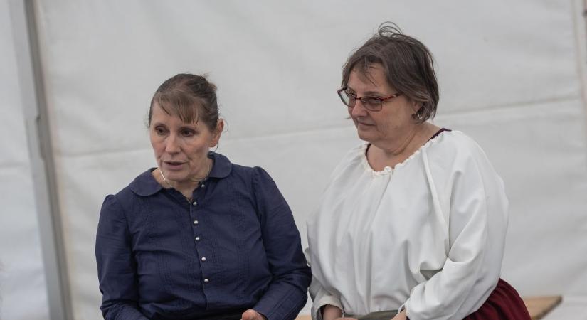„A gyökereket nem szabad elfelejteni” – újra életre kel a gyöngyfűzés hagyománya