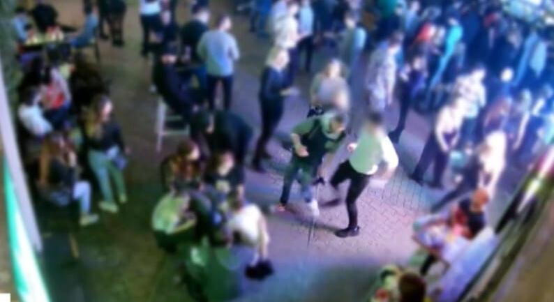 Videón a Morrison’s 2-ben történt brutális emberölés első ütése