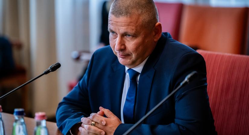 Ruszin-Szendi Romulusz Pócs Jánosnak: A gyalázkodásnak ára van