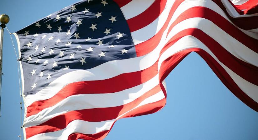 Döbbenetes incidens a levegőben – egymásnak csapódott két amerikai vadászgép