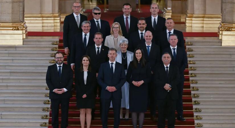 Magyar Péter első hete a mérlegen, lássuk mit intézett nekünk a kormány
