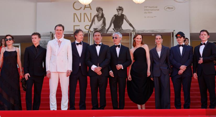 Tíz percig tapsolták Cannes-ban a magyar rendezőt