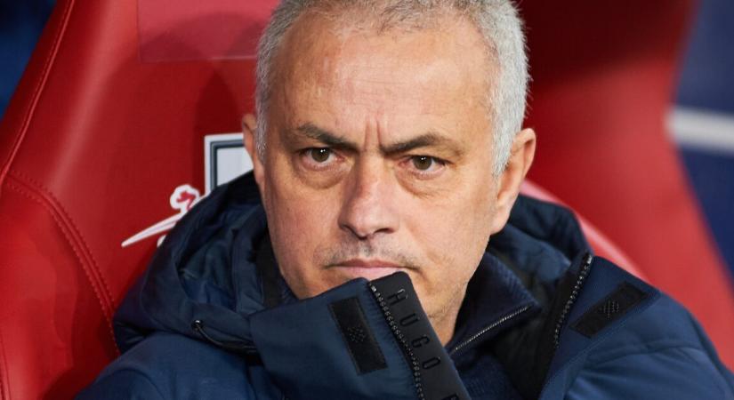 Mourinho Raúlt szeretné másodedzőnek a Real Madridnál