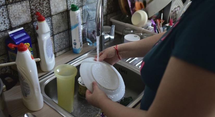 Nem csinál semmit a kamasz, de kin is múlik valójában...? Ne takarítson tovább egyedül, játék is lehet a házimunka