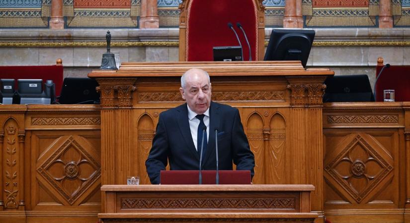 Sulyok Tamás bejelentette a döntését, lemond-e a köztársasági elnöki posztról: itt az államfő válasza Magyar Péternek – „Nem bántam meg”