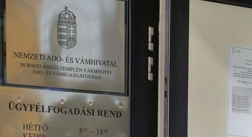 Még nem vagy kész az adóbevallással? Így változik a NAV nyitvatartása az utolsó napokban