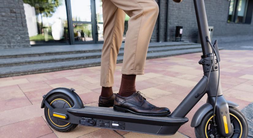 Majd 30 százalékkal nőtt a kötelező rollerbiztosítások díja