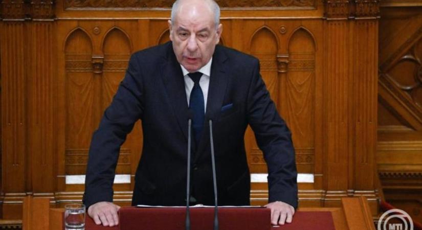Sulyok Tamás: nincs olyan alkotmányos indok, amely megalapozhatná a lemondásomat