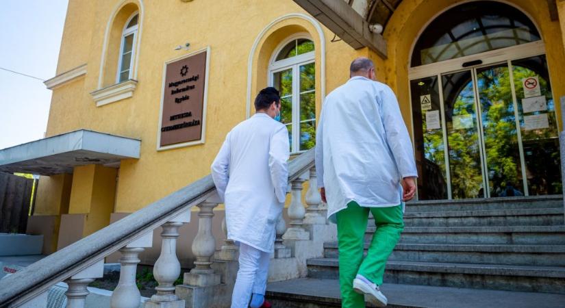 Nincs szükség minden kórházban szülészetre a Bethesda Gyermekkórház főigazgatója szerint