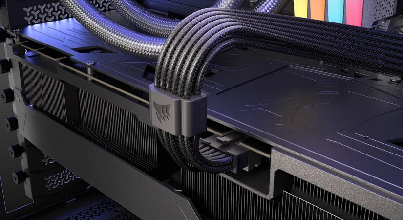 Blogjában leplezte le a 12V-2x6 tápkonnektor hibáját a Corsair