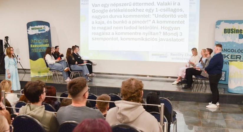 Kedv és közös hang is kell a fiatalok vállalkozóvá válásához – Egerbe jön a Business Beats road show