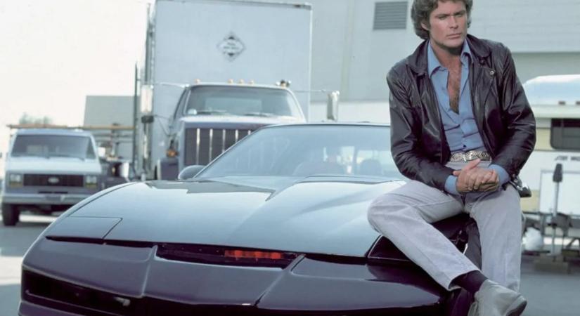 Heti abszurd: a Knight Rider legendás autója gyorshajtási bírságot kapott – miközben egy múzeumban pihent