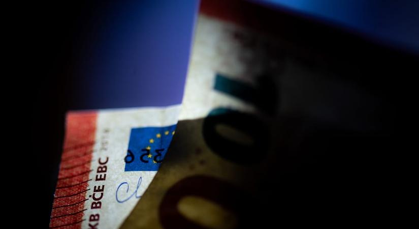 Zsiday Viktor kiszámolta, milyen árfolyamon legyen eurónk, hogy ne rokkanjon bele az ország