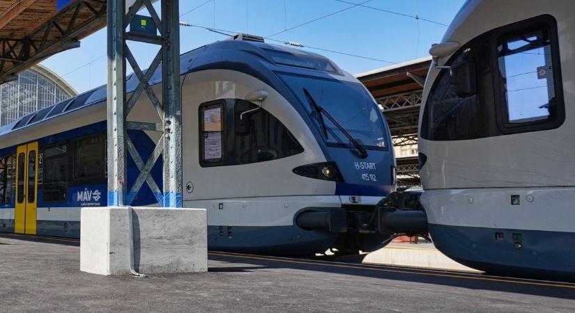 Kalauzra támadt egy utas Cegléd közelében: megpróbálta megfojtani a jegyellenőrt