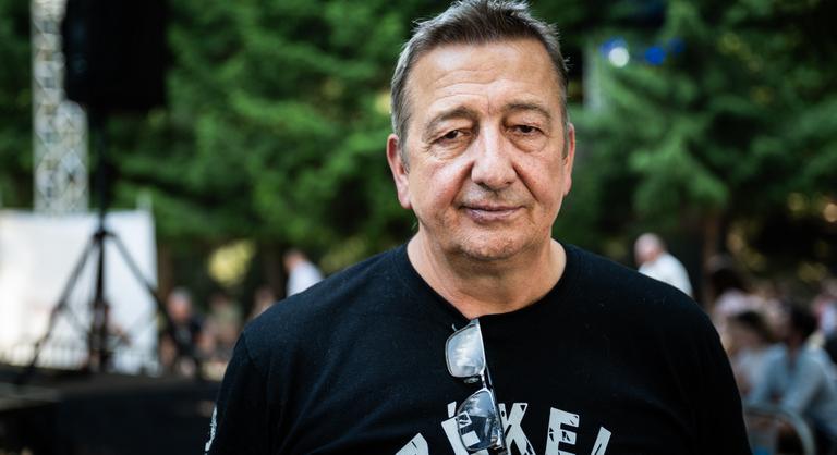 Bayer Zsolt: A Fidesz padlón van, a hangulat olyan, mint a Tanácsköztársaság alatt