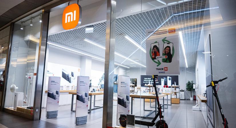 Egy évet sem vár a Xiaomi, máris érkeznek az újabb csúcstelefonok