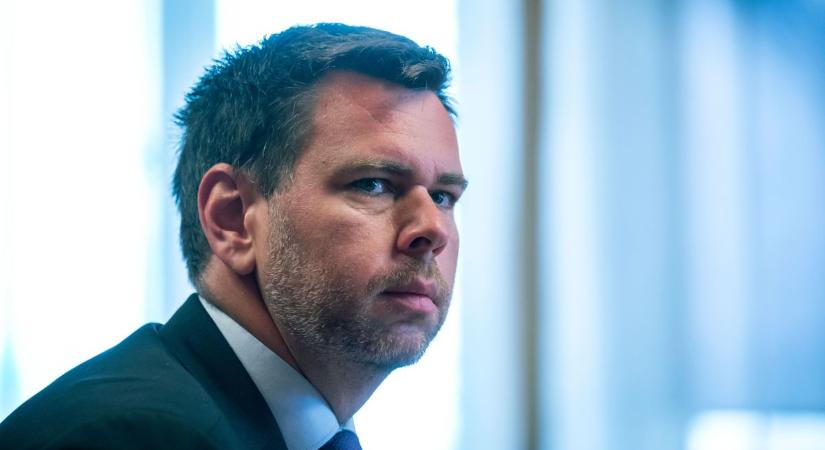 Vitézy Dávid lemondott, új vezetővel folytatja a Podmaniczky Mozgalom a Fővárosi Közgyűlésben