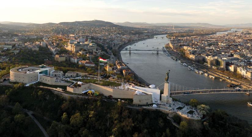 Megújult a Citadella – de mi a története?
