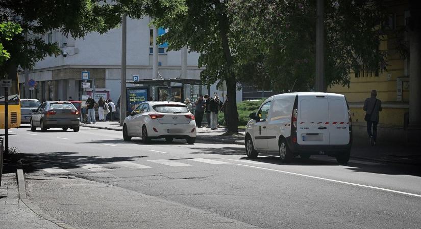 Eger egyik legforgalmasabb zebrája biztonságosabbá válik