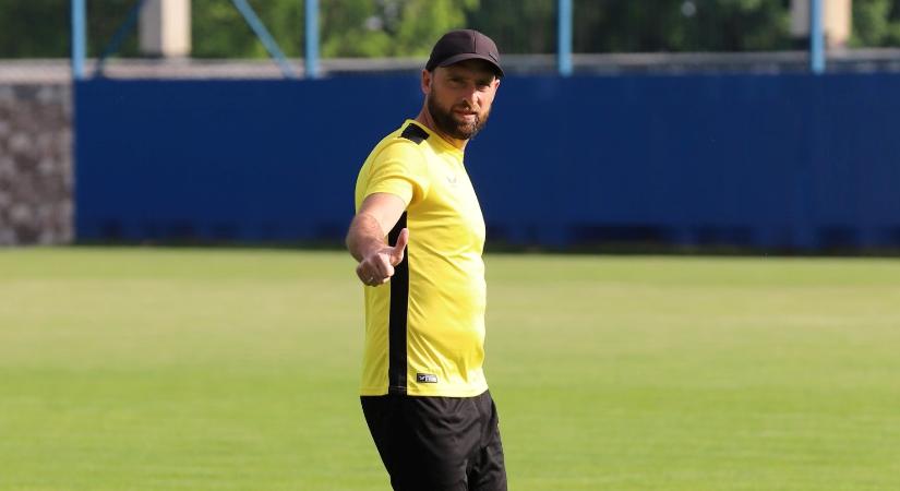 Komoly edzőkeringő indulhat az NB II-ben